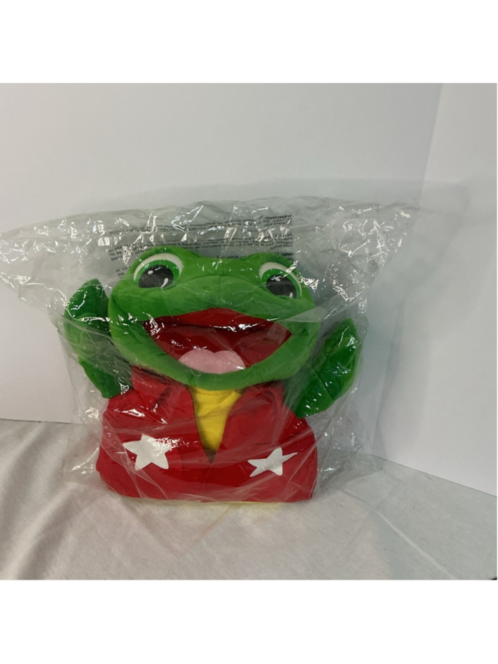 Vintage 2002 Large Leap Frog Hand Puppet Green Yellow Red Plush RARE New